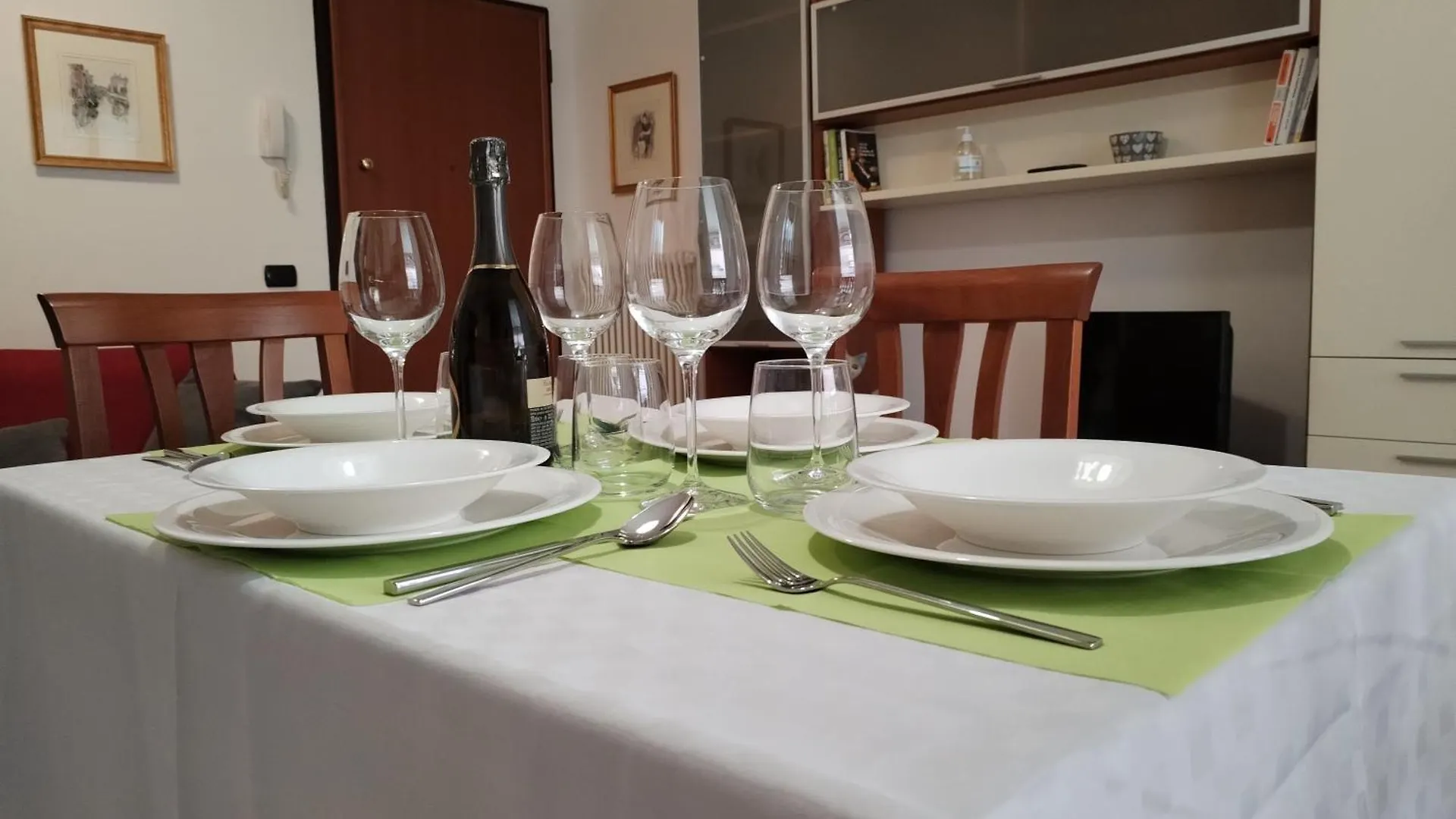 La Casa Di Luna Mestre Italy